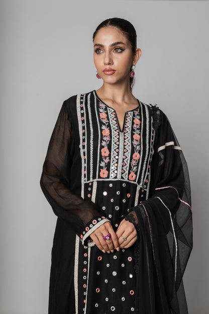 Balouchi with Pants and Duppatta