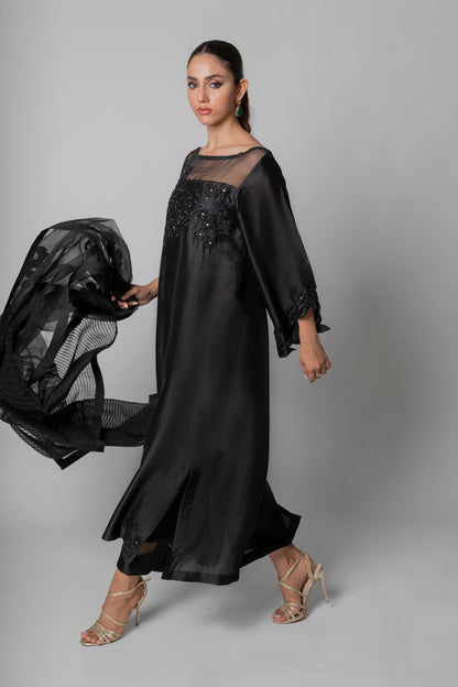 Floating Petal in  Black