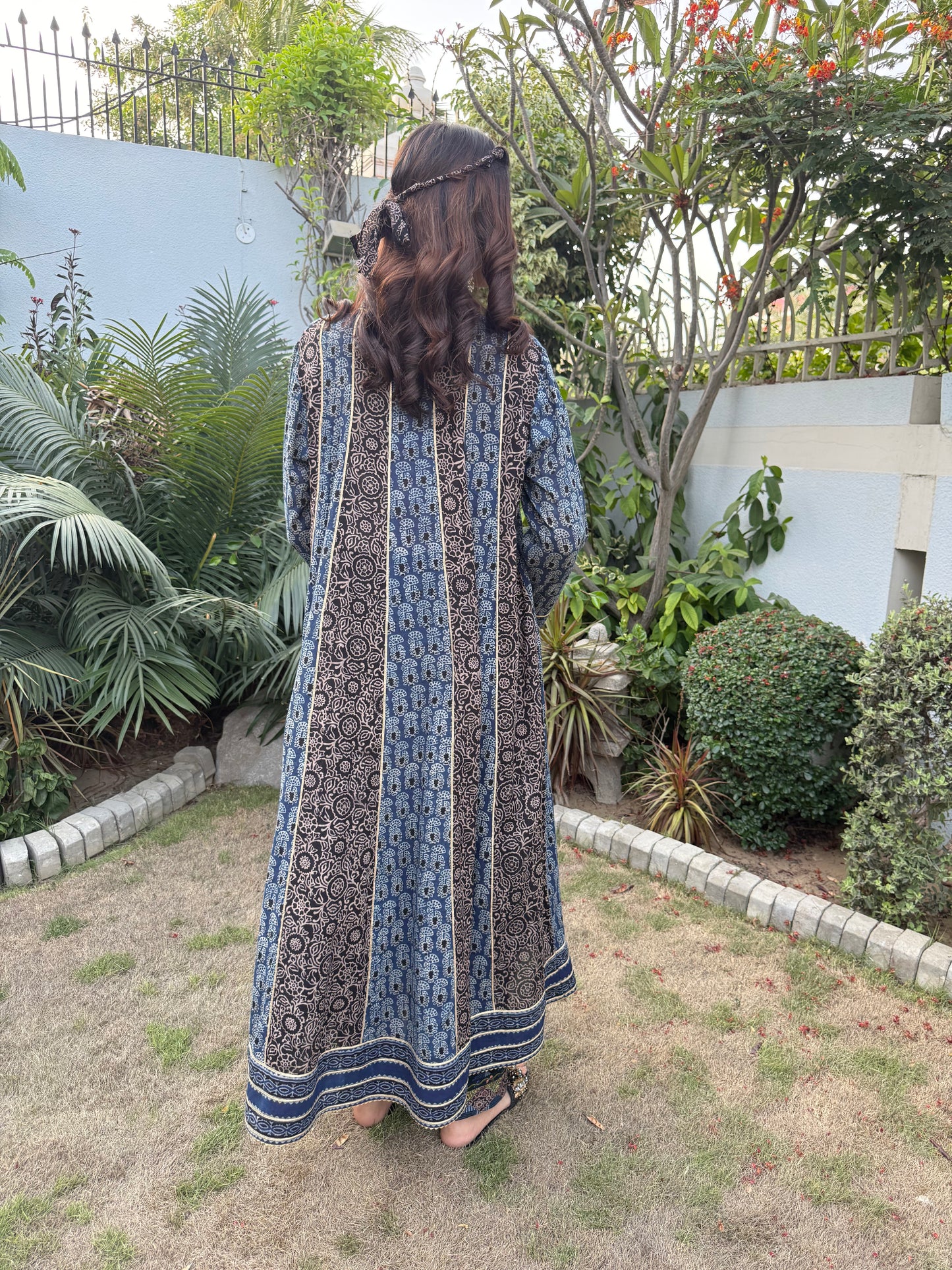 Indigo and black Kali Dar Kurta