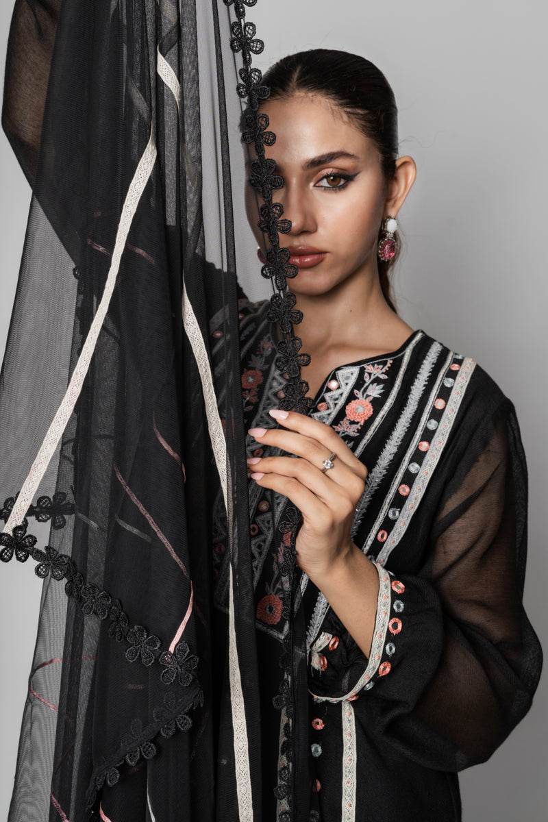 Balouchi with pants and duppatta insia sohail