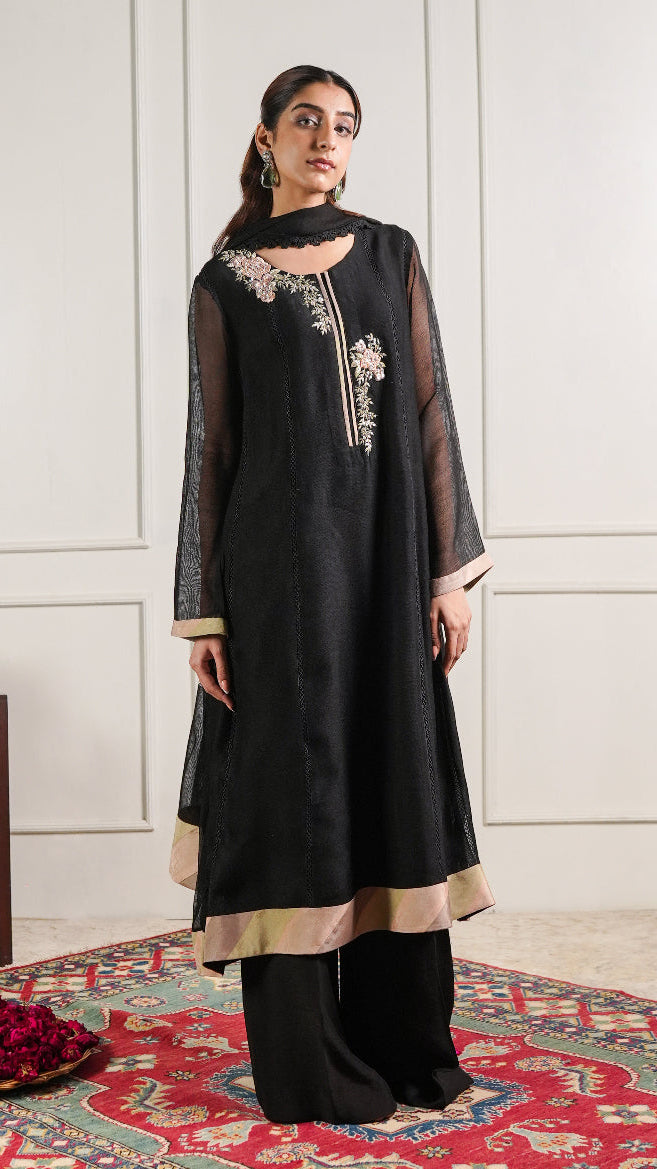 Black chatta patti Kalidaaar Kurta and trouser set