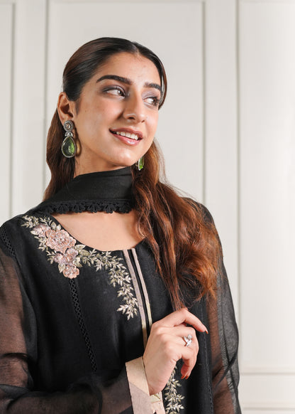 Black chatta patti Kalidaaar Kurta set with duppatta