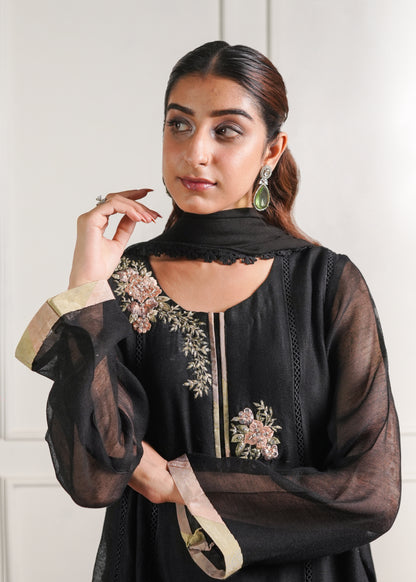 Black chatta patti Kalidaaar Kurta set with duppatta
