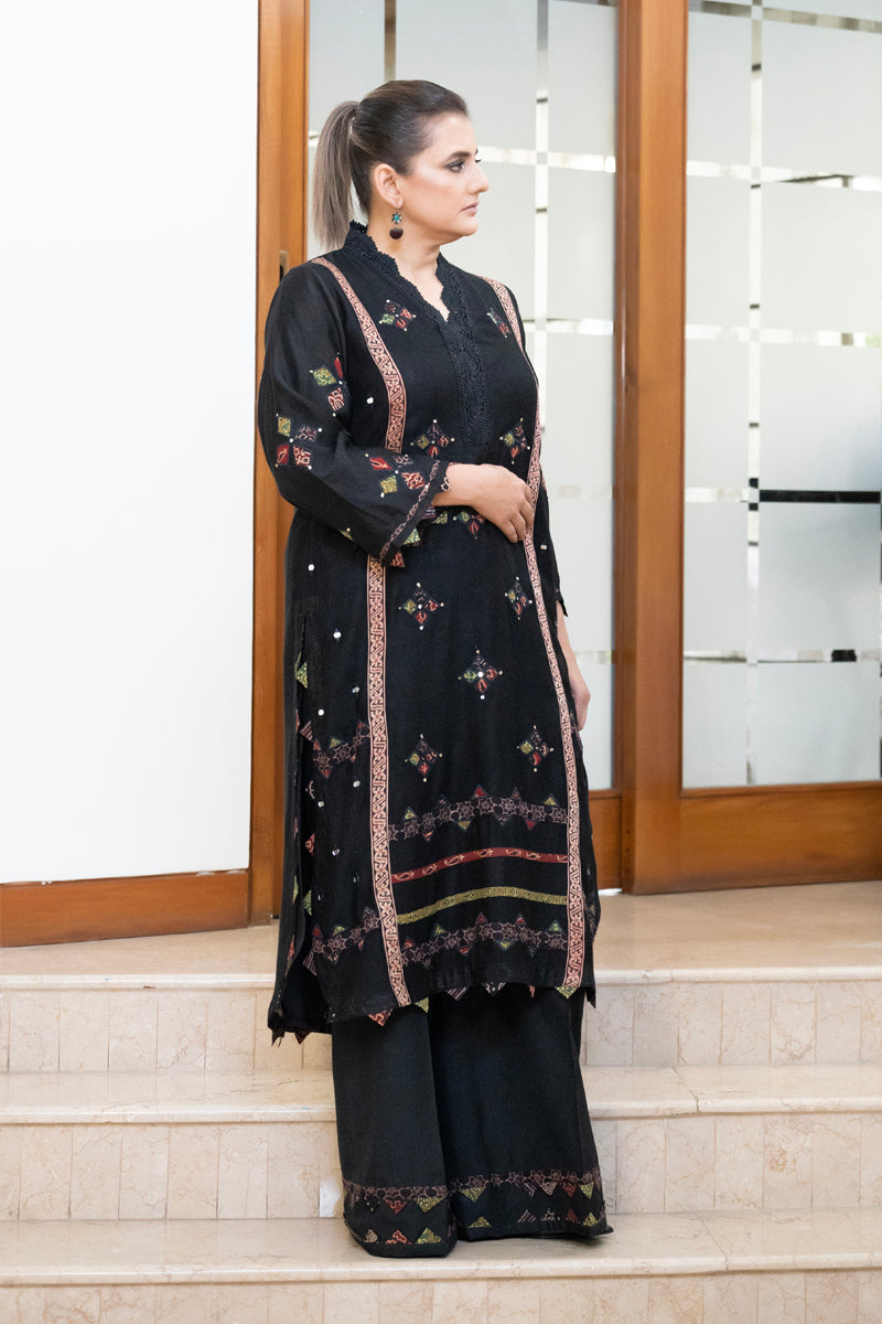 Appliqued Long kurta