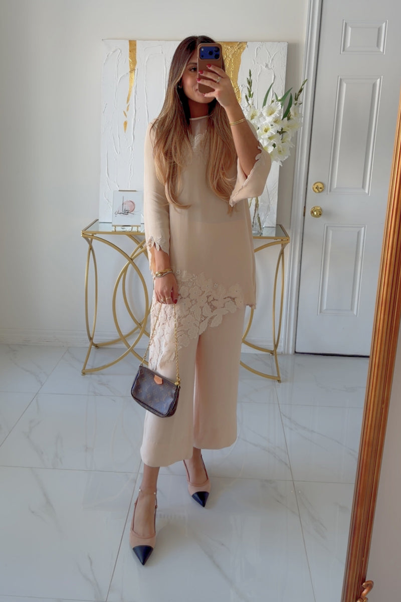 Petals (Powder Peach)