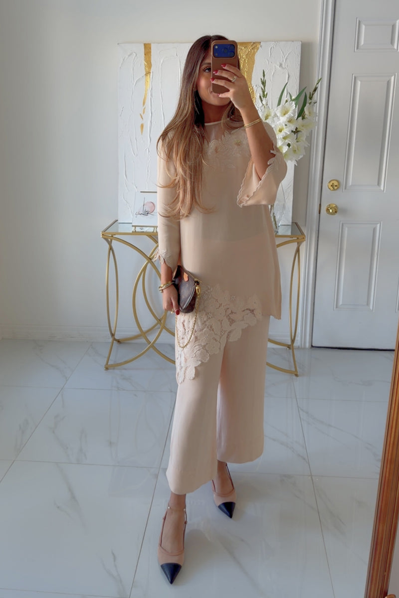 Petals (Powder Peach)